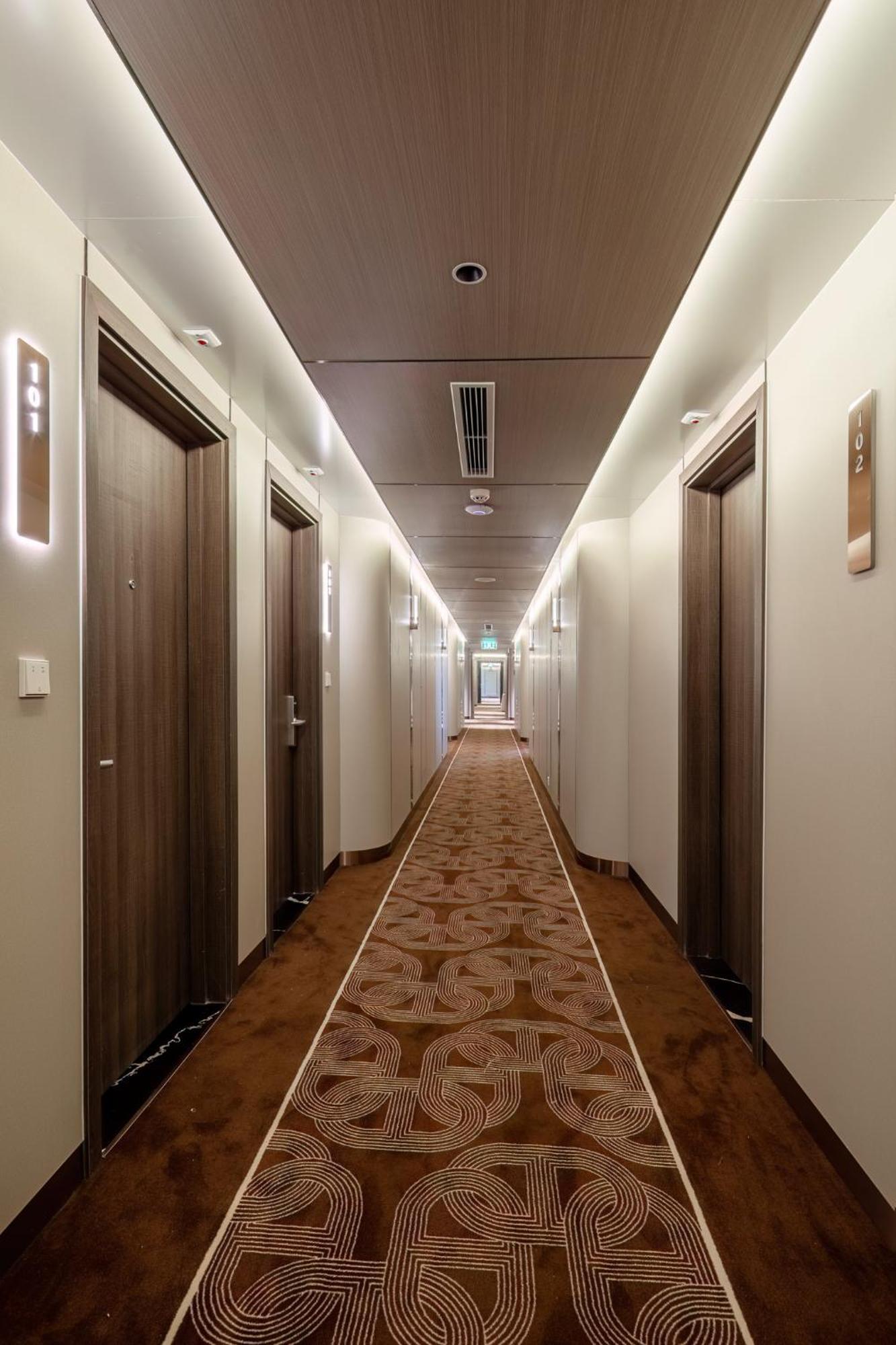 Hotel Grand Pioneers Halong Bay Cruise 1 Hạ Long Exterior foto